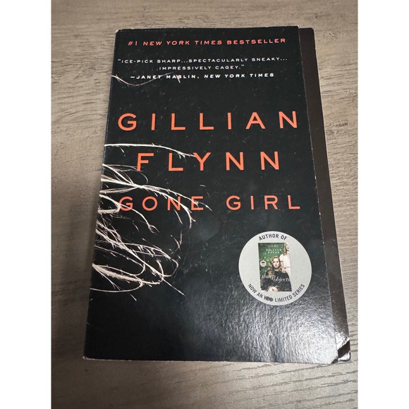 Gone Girl by Gillian‎ Flynn Paperback Book Thriller Mystery Novel - Picture 3 of 4